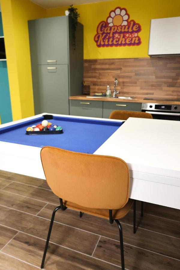 Capsule Groovy-Jacuzzi-Sauna-Billard-Netflix- Nintendo Switch & Jeux Mons Exterior photo